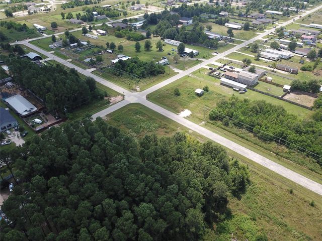 337 County Road 3568, Cleveland, TX 77327