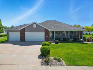 10837 Manor Drive, St. John, IN 46373