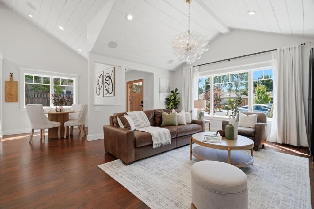 Image 7 of property listing at 1233 Malone Road, San Jose, CA 95125