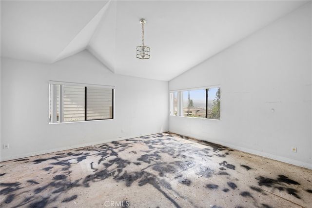 3323 Barnes Circle, Glendale, CA 91208