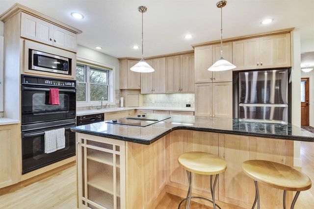 6811 Aldo Leopold Way, Middleton, WI 53562