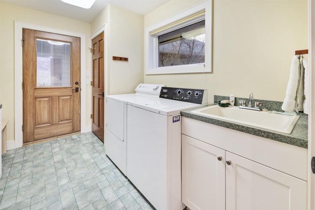 6811 Aldo Leopold Way, Middleton, WI 53562