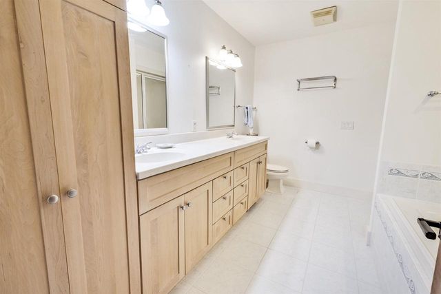 6811 Aldo Leopold Way, Middleton, WI 53562