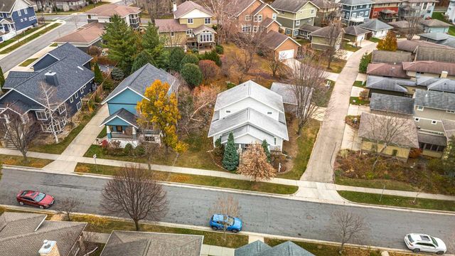 6811 Aldo Leopold Way, Middleton, WI 53562