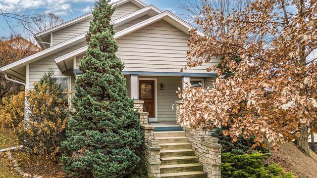 6811 Aldo Leopold Way, Middleton, WI 53562