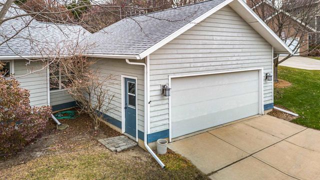 6811 Aldo Leopold Way, Middleton, WI 53562
