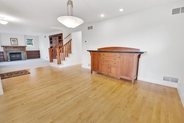 6811 Aldo Leopold Way, Middleton, WI 53562