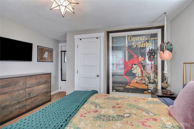 10644 2nd Place SW, Seattle, WA 98146
