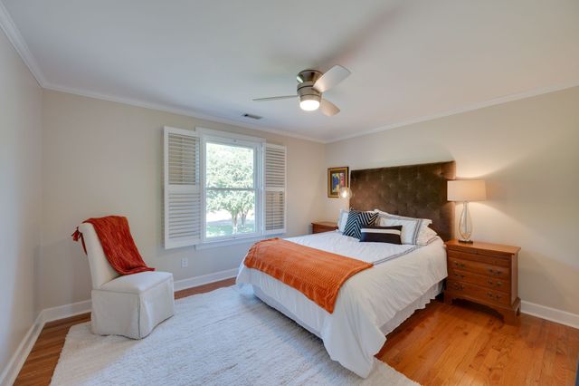 65 Ravenwood Hills Cir, Nashville, TN 37215