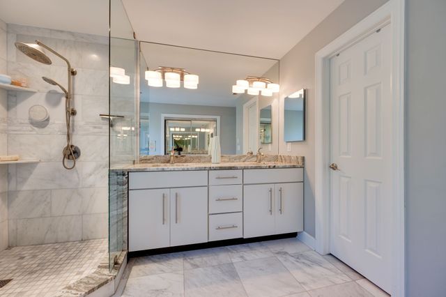 65 Ravenwood Hills Cir, Nashville, TN 37215