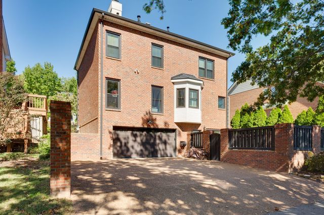 65 Ravenwood Hills Cir, Nashville, TN 37215