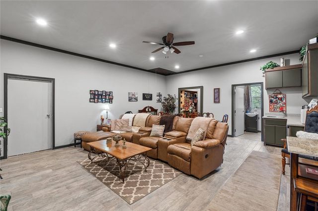 39649 Highway 23, Huntsville, AR 72740