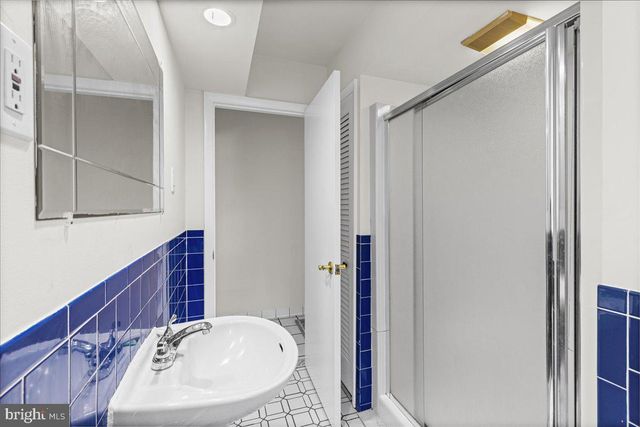 263 FELLOWSHIP RD, Moorestown, NJ 08057