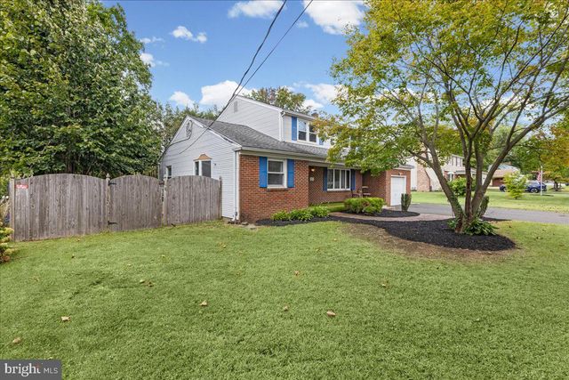 263 FELLOWSHIP RD, Moorestown, NJ 08057