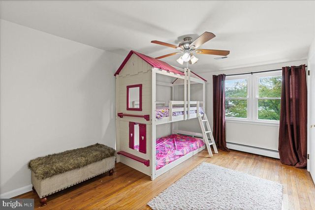 263 FELLOWSHIP RD, Moorestown, NJ 08057