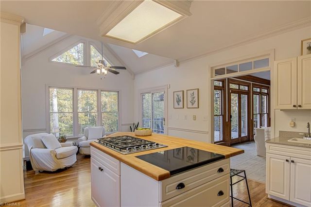 205 Cedar Trail, Winston-salem, NC 27104