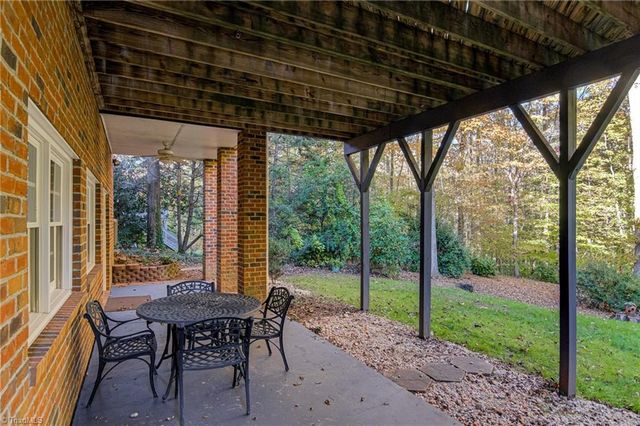 205 Cedar Trail, Winston-salem, NC 27104