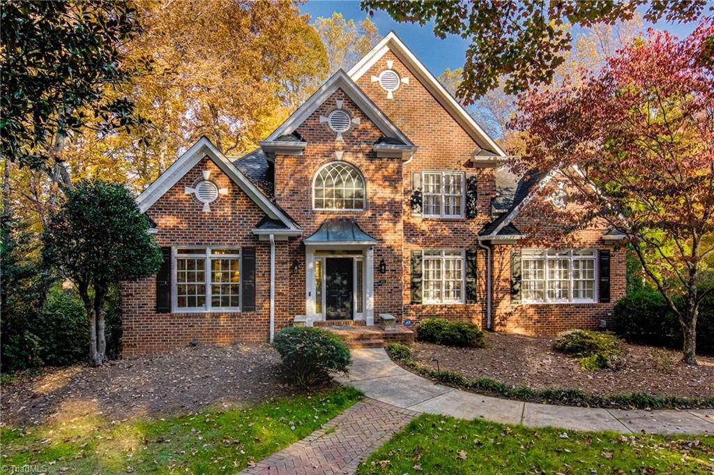 205 Cedar Trail, Winston-salem, NC 27104