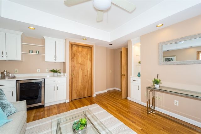 43 Charles St, Natick, MA 01760