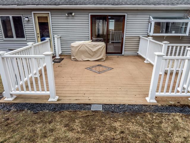 43 Charles St, Natick, MA 01760