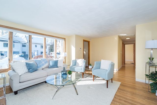 43 Charles St, Natick, MA 01760