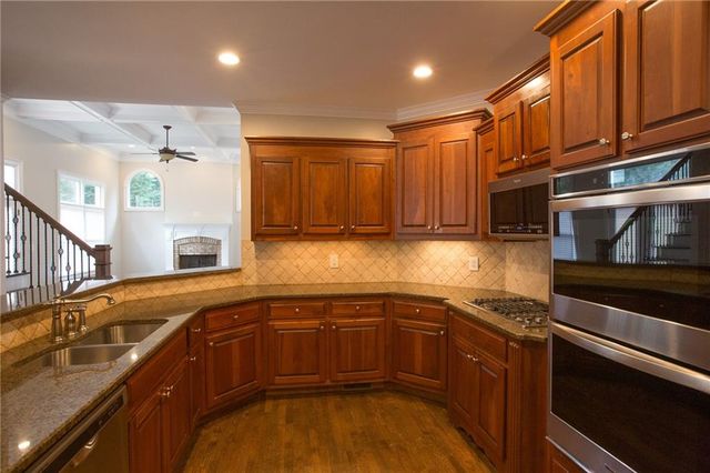 162 Riverview Drive, Dawsonville, GA 30534