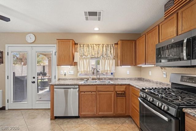 5201 Meadow Rock Avenue, Las Vegas, NV 89130