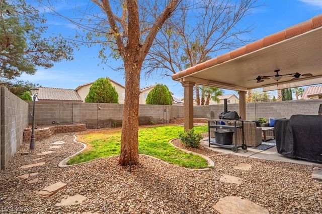 5201 Meadow Rock Avenue, Las Vegas, NV 89130