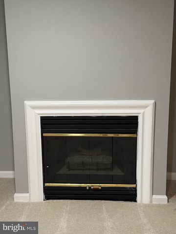 10203 CALYPSO DR, Manassas, VA 20110