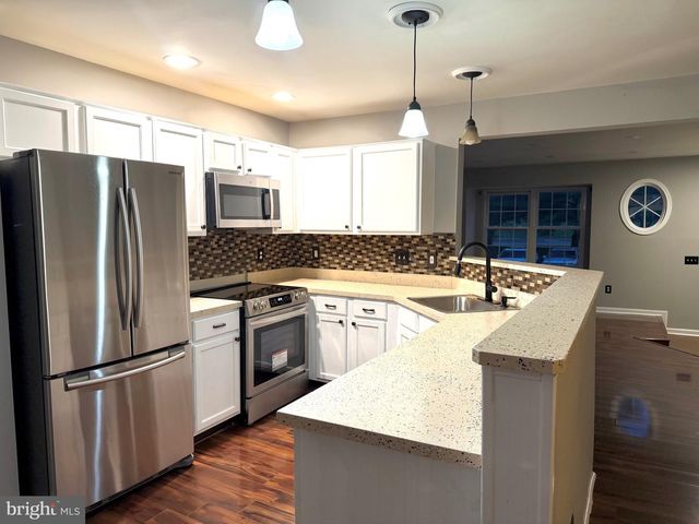 10203 CALYPSO DR, Manassas, VA 20110