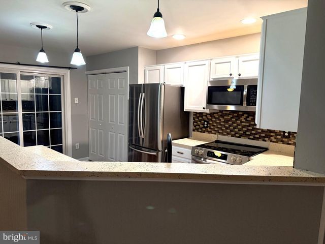 10203 CALYPSO DR, Manassas, VA 20110