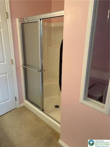 21 Abbey Road, Forks Twp, PA 18040