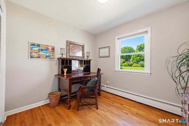 43 Park Place, East Lyme, CT 06357