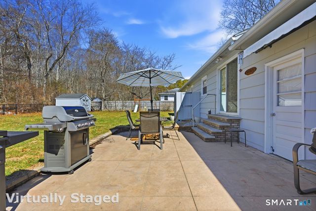 43 Park Place, East Lyme, CT 06357