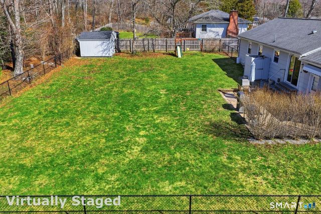 43 Park Place, East Lyme, CT 06357