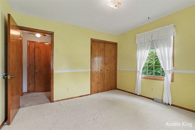 411 4th Street, Cedar Springs, MI 49319