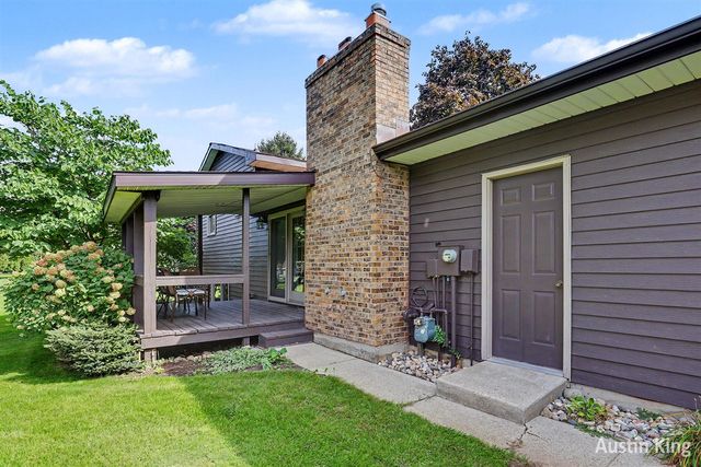 411 4th Street, Cedar Springs, MI 49319