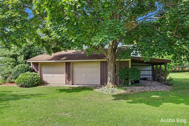 411 4th Street, Cedar Springs, MI 49319
