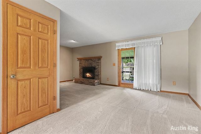 411 4th Street, Cedar Springs, MI 49319