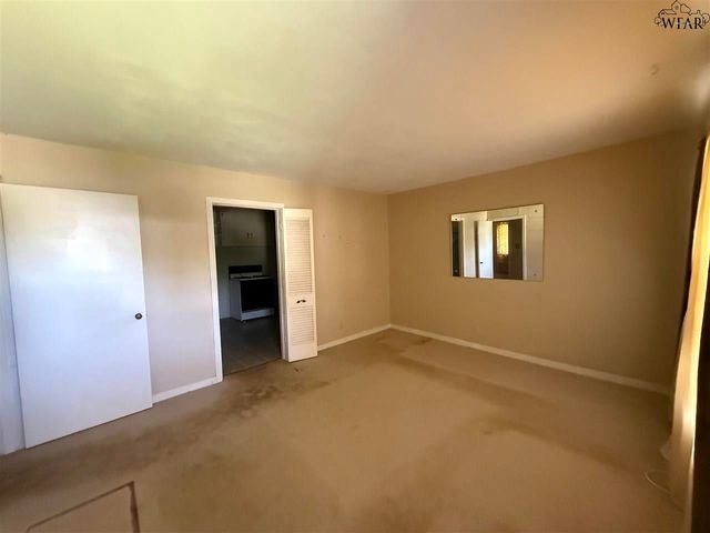 2513 INGLEWOOD DRIVE, Wichita Falls, TX 76301