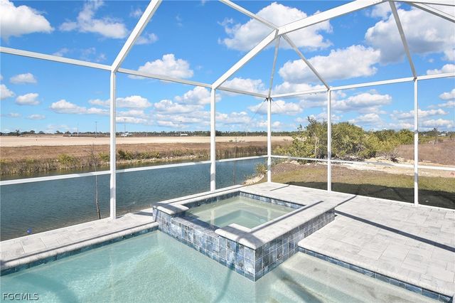 2504 NW 9th AVE, Cape Coral, FL 33993