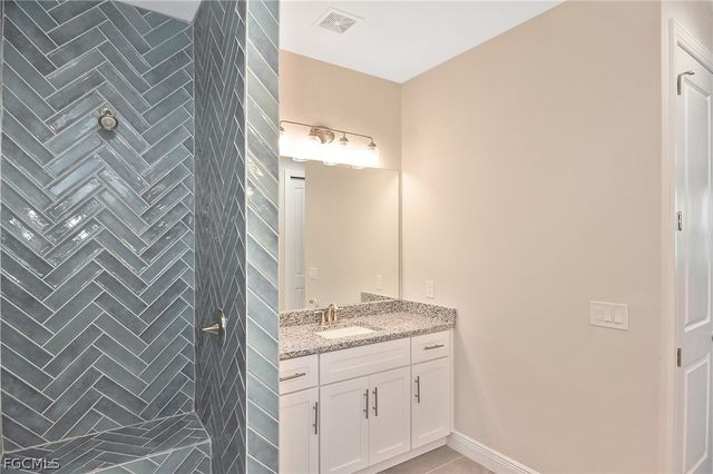 2504 NW 9th AVE, Cape Coral, FL 33993