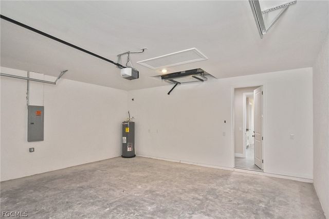 2504 NW 9th AVE, Cape Coral, FL 33993