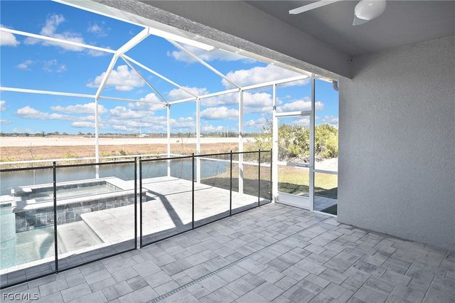 2504 NW 9th AVE, Cape Coral, FL 33993