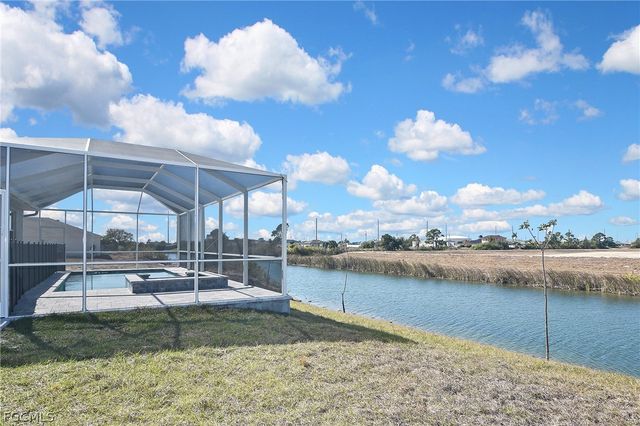 2504 NW 9th AVE, Cape Coral, FL 33993