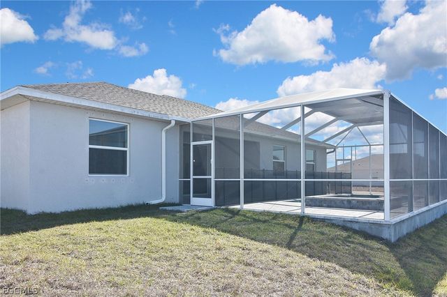 2504 NW 9th AVE, Cape Coral, FL 33993