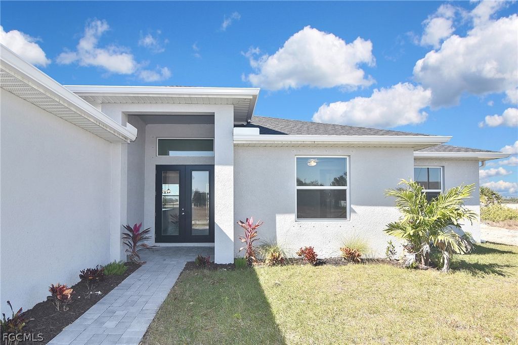 2504 NW 9th AVE, Cape Coral, FL 33993