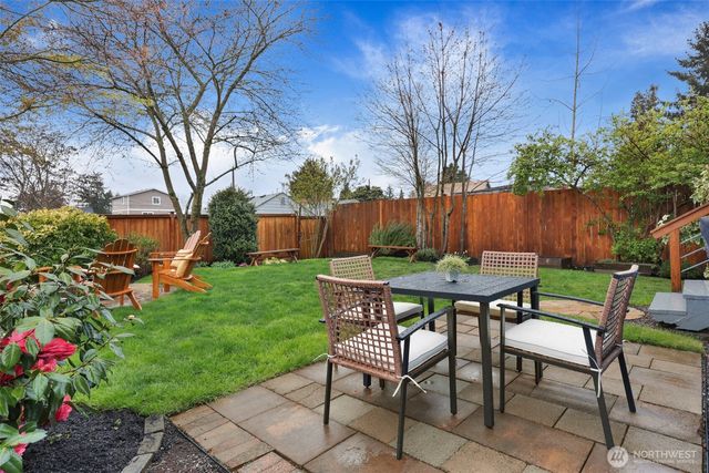 9231 39th Avenue S, Seattle, WA 98118