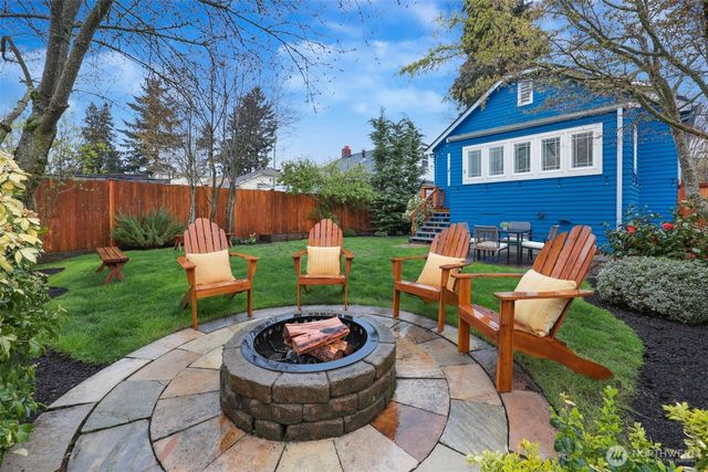 9231 39th Avenue S, Seattle, WA 98118