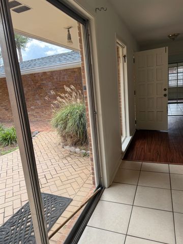 1932 Shady Oaks Drive, Tallahassee, FL 32303